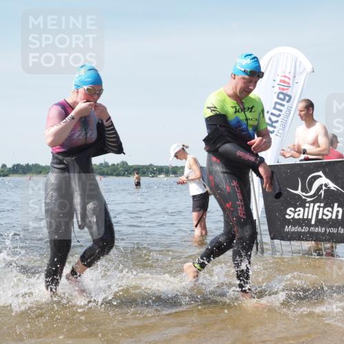 22.06.2025 - Viking Triathlon KatJ http://msf.ph/oto/8121851 22.06.2025 10:50:42 Schwimmen 24, 48, 202, 402, 418, 533 meine-sportfotos.de