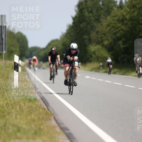 22.06.2025 - Viking Triathlon Yannick Fuchs http://msf.ph/oto/8121906 22.06.2025 11:48:57 Radfahren 201, 210, 253, 269, 281, 363, 454, 490, 542 meine-sportfotos.de