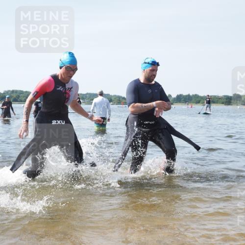 22.06.2025 - Viking Triathlon KatJ http://msf.ph/oto/8121918 22.06.2025 10:50:46 Schwimmen 48, 402, 533 meine-sportfotos.de
