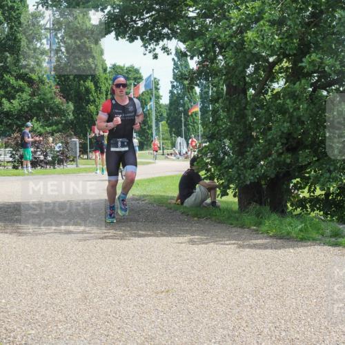 22.06.2025 - Viking Triathlon KatJ http://msf.ph/oto/8121927 22.06.2025 13:02:46 Laufen 8 meine-sportfotos.de