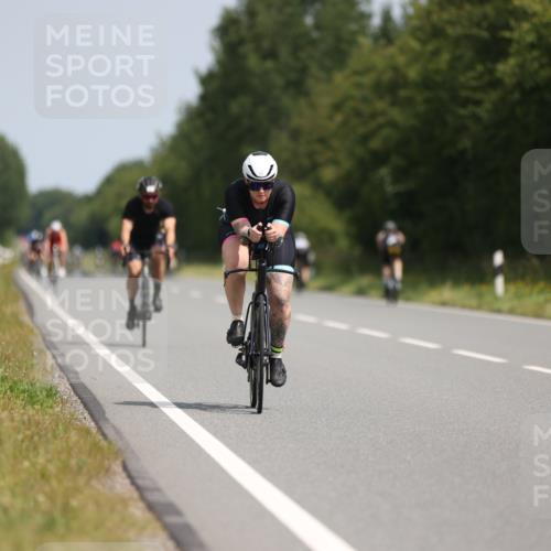 22.06.2025 - Viking Triathlon Yannick Fuchs http://msf.ph/oto/8121933 22.06.2025 11:48:58 Radfahren 201, 210, 253, 269, 281, 363, 454, 490, 542 meine-sportfotos.de