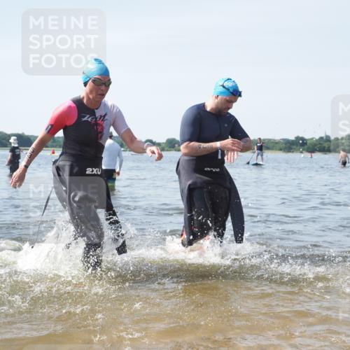22.06.2025 - Viking Triathlon KatJ http://msf.ph/oto/8121936 22.06.2025 10:50:46 Schwimmen 48, 402, 533 meine-sportfotos.de