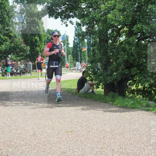 22.06.2025 - Viking Triathlon KatJ http://msf.ph/oto/8121939 22.06.2025 13:02:46 Laufen 8 meine-sportfotos.de