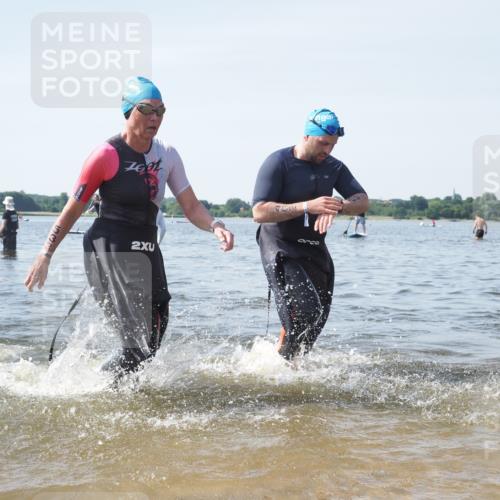 22.06.2025 - Viking Triathlon KatJ http://msf.ph/oto/8121945 22.06.2025 10:50:46 Schwimmen 48, 402, 533 meine-sportfotos.de