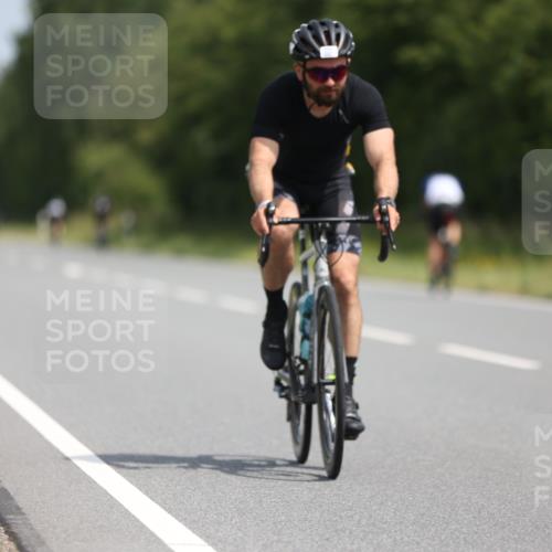 22.06.2025 - Viking Triathlon Yannick Fuchs http://msf.ph/oto/8121991 22.06.2025 11:49:01 Radfahren 201, 210, 281, 353, 454, 542 meine-sportfotos.de