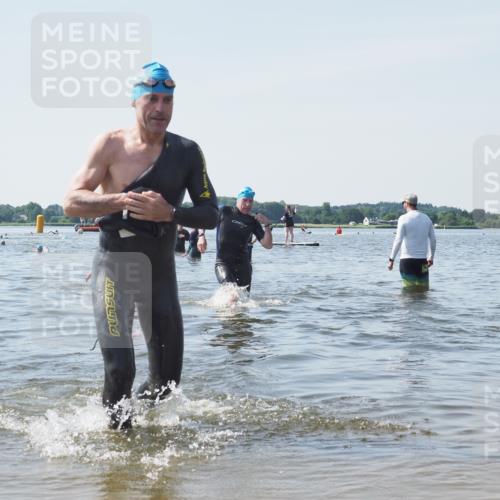 22.06.2025 - Viking Triathlon KatJ http://msf.ph/oto/8121993 22.06.2025 10:51:04 Schwimmen 308, 436, 484, 523, 543 meine-sportfotos.de