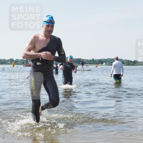 22.06.2025 - Viking Triathlon KatJ http://msf.ph/oto/8121998 22.06.2025 10:51:04 Schwimmen 308, 436, 484, 523, 543 meine-sportfotos.de