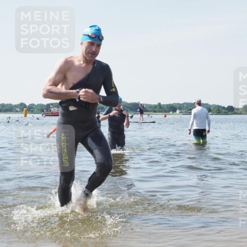 22.06.2025 - Viking Triathlon KatJ http://msf.ph/oto/8122002 22.06.2025 10:51:04 Schwimmen 308, 436, 484, 523, 543 meine-sportfotos.de