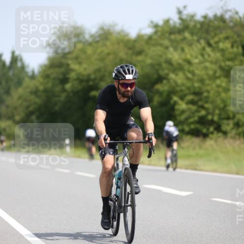 22.06.2025 - Viking Triathlon Yannick Fuchs http://msf.ph/oto/8122009 22.06.2025 11:49:02 Radfahren 201, 210, 281, 353, 454, 542 meine-sportfotos.de