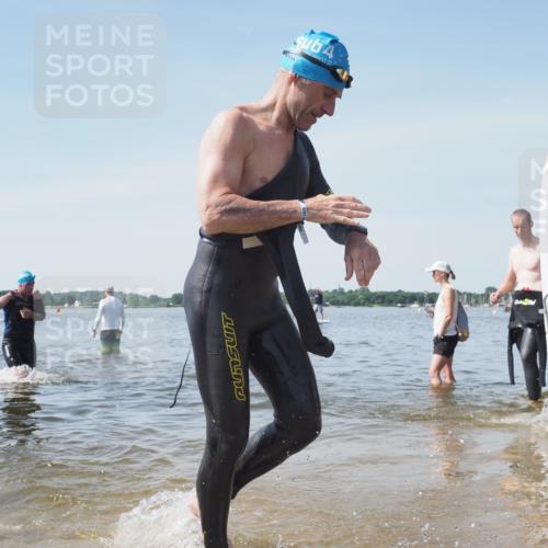 22.06.2025 - Viking Triathlon KatJ http://msf.ph/oto/8122014 22.06.2025 10:51:06 Schwimmen 308, 436, 484, 523, 543 meine-sportfotos.de