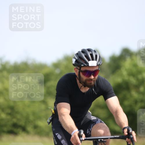 22.06.2025 - Viking Triathlon Yannick Fuchs http://msf.ph/oto/8122027 22.06.2025 11:49:03 Radfahren 201, 210, 281, 353, 454, 542 meine-sportfotos.de