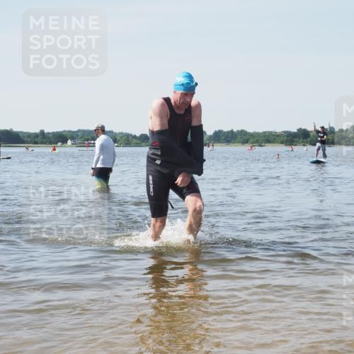 22.06.2025 - Viking Triathlon KatJ http://msf.ph/oto/8122030 22.06.2025 10:51:09 Schwimmen 308, 436, 484 meine-sportfotos.de
