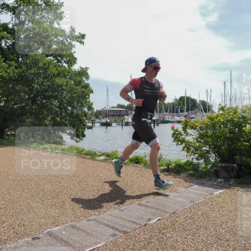 22.06.2025 - Viking Triathlon KatJ http://msf.ph/oto/8122045 22.06.2025 13:02:49 Laufen 8 meine-sportfotos.de