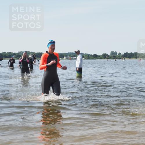 22.06.2025 - Viking Triathlon KatJ http://msf.ph/oto/8122076 22.06.2025 10:51:11 Schwimmen 308, 436, 484 meine-sportfotos.de