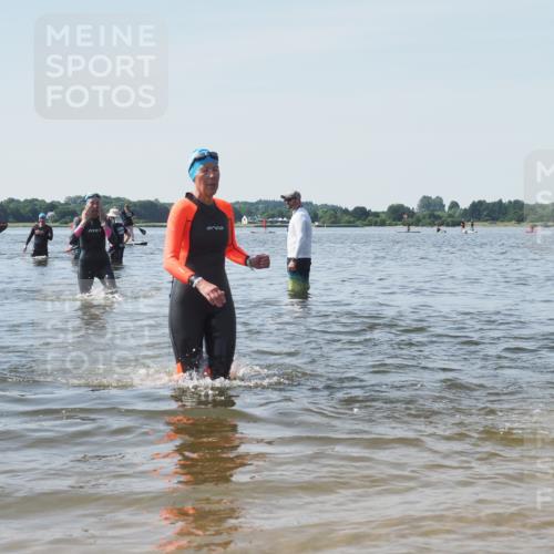 22.06.2025 - Viking Triathlon KatJ http://msf.ph/oto/8122084 22.06.2025 10:51:12 Schwimmen 308, 436, 477, 484 meine-sportfotos.de