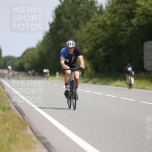 22.06.2025 - Viking Triathlon Yannick Fuchs http://msf.ph/oto/8122164 22.06.2025 11:49:16 Radfahren 405, 433, 477, 634 meine-sportfotos.de