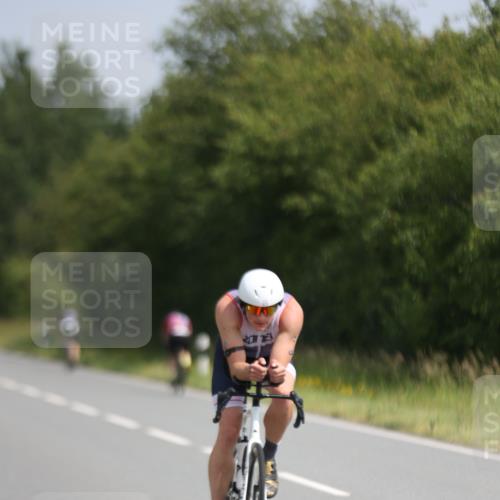 22.06.2025 - Viking Triathlon Yannick Fuchs http://msf.ph/oto/8122238 22.06.2025 11:49:29 Radfahren 22, 420, 487, 488 meine-sportfotos.de