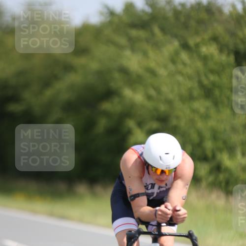 22.06.2025 - Viking Triathlon Yannick Fuchs http://msf.ph/oto/8122244 22.06.2025 11:49:30 Radfahren 22, 420, 487, 488 meine-sportfotos.de