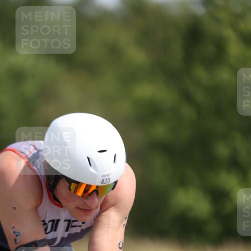 22.06.2025 - Viking Triathlon Yannick Fuchs http://msf.ph/oto/8122260 22.06.2025 11:49:30 Radfahren 22, 420, 487, 488 meine-sportfotos.de