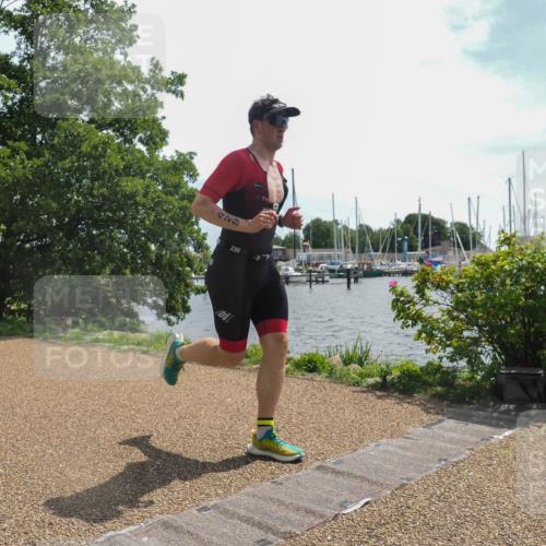 22.06.2025 - Viking Triathlon KatJ http://msf.ph/oto/8122270 22.06.2025 13:02:56 Laufen 429 meine-sportfotos.de