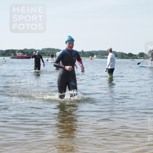 22.06.2025 - Viking Triathlon KatJ http://msf.ph/oto/8122283 22.06.2025 10:51:29 Schwimmen 292, 422, 477 meine-sportfotos.de