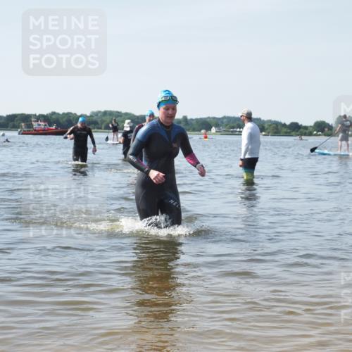 22.06.2025 - Viking Triathlon KatJ http://msf.ph/oto/8122289 22.06.2025 10:51:29 Schwimmen 292, 422, 477 meine-sportfotos.de