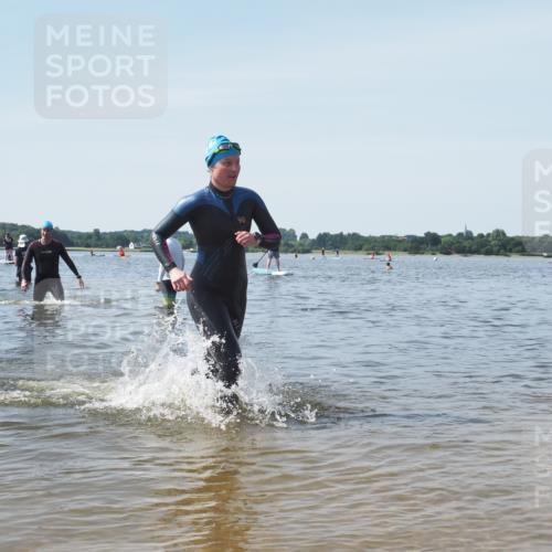 22.06.2025 - Viking Triathlon KatJ http://msf.ph/oto/8122328 22.06.2025 10:51:30 Schwimmen 292, 422, 477 meine-sportfotos.de