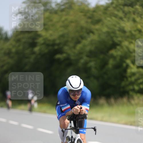 22.06.2025 - Viking Triathlon Yannick Fuchs http://msf.ph/oto/8122329 22.06.2025 11:49:52 Radfahren 3, 211, 254, 257, 347, 638, 648 meine-sportfotos.de