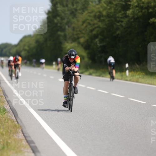 22.06.2025 - Viking Triathlon Yannick Fuchs http://msf.ph/oto/8122371 22.06.2025 11:49:57 Radfahren 11, 33, 150, 211, 257, 376, 638, 648 meine-sportfotos.de