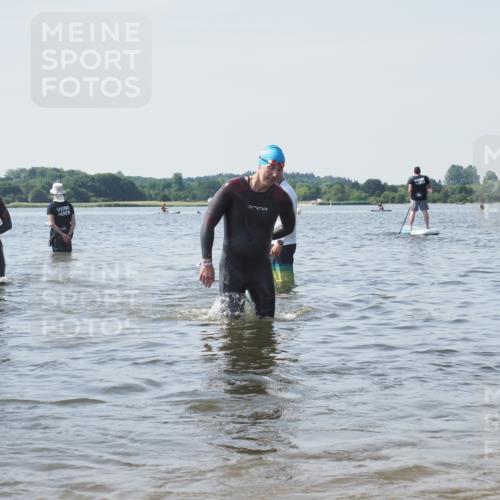 22.06.2025 - Viking Triathlon KatJ http://msf.ph/oto/8122393 22.06.2025 10:51:34 Schwimmen 292, 422 meine-sportfotos.de