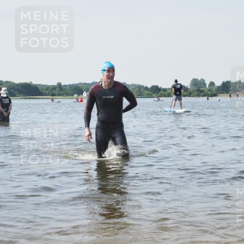 22.06.2025 - Viking Triathlon KatJ http://msf.ph/oto/8122403 22.06.2025 10:51:35 Schwimmen 292, 422 meine-sportfotos.de