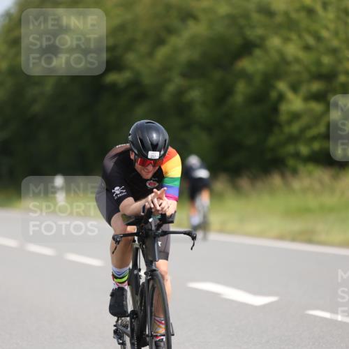 22.06.2025 - Viking Triathlon Yannick Fuchs http://msf.ph/oto/8122407 22.06.2025 11:49:59 Radfahren 11, 33, 150, 182, 257, 376, 638 meine-sportfotos.de