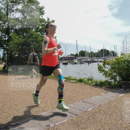 22.06.2025 - Viking Triathlon KatJ http://msf.ph/oto/8122452 22.06.2025 13:03:04 Laufen 620 meine-sportfotos.de