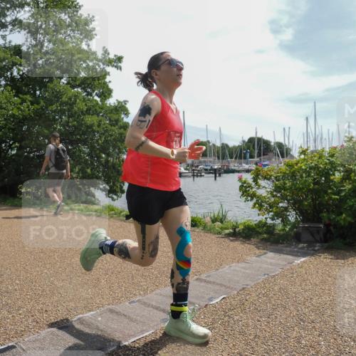 22.06.2025 - Viking Triathlon KatJ http://msf.ph/oto/8122462 22.06.2025 13:03:04 Laufen 620 meine-sportfotos.de