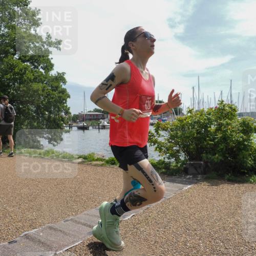 22.06.2025 - Viking Triathlon KatJ http://msf.ph/oto/8122476 22.06.2025 13:03:04 Laufen 620 meine-sportfotos.de