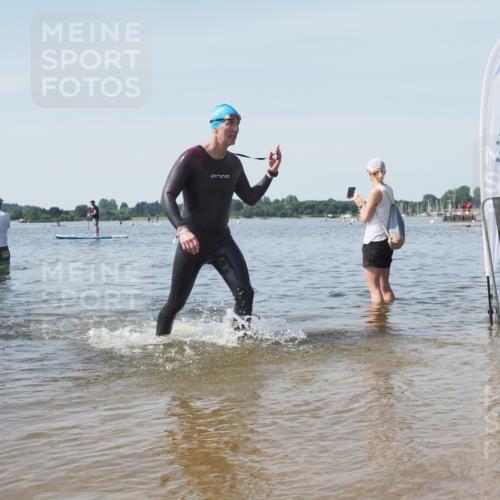 22.06.2025 - Viking Triathlon KatJ http://msf.ph/oto/8122492 22.06.2025 10:51:39 Schwimmen 292, 422 meine-sportfotos.de