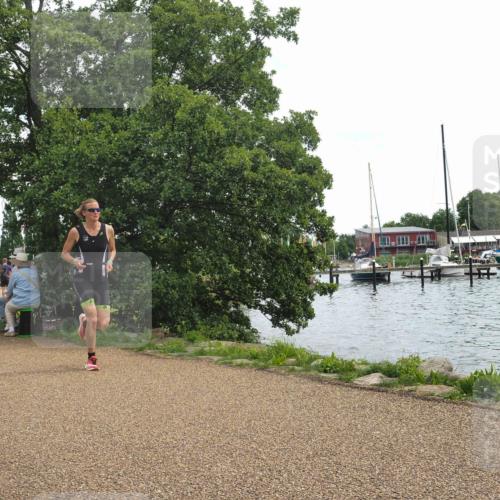 22.06.2025 - Viking Triathlon KatJ http://msf.ph/oto/8122521 22.06.2025 13:34:08 Laufen 606 meine-sportfotos.de