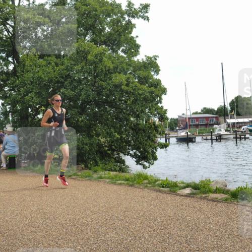 22.06.2025 - Viking Triathlon KatJ http://msf.ph/oto/8122527 22.06.2025 13:34:08 Laufen 606 meine-sportfotos.de