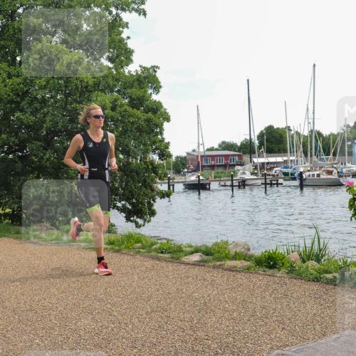 22.06.2025 - Viking Triathlon KatJ http://msf.ph/oto/8122542 22.06.2025 13:34:09 Laufen 606 meine-sportfotos.de