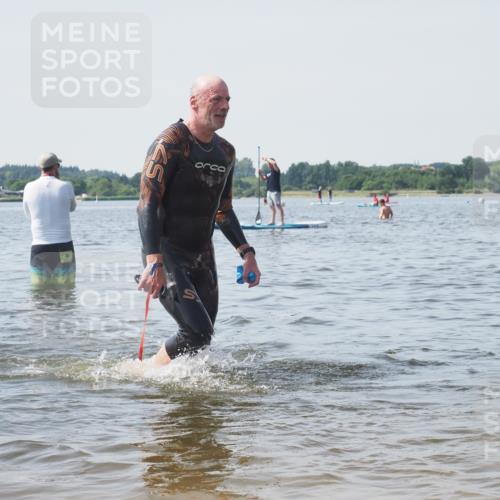 22.06.2025 - Viking Triathlon KatJ http://msf.ph/oto/8122546 22.06.2025 10:51:43 Schwimmen 292, 422 meine-sportfotos.de