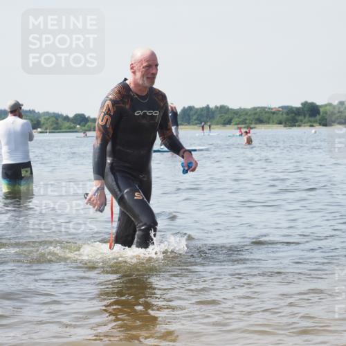 22.06.2025 - Viking Triathlon KatJ http://msf.ph/oto/8122553 22.06.2025 10:51:43 Schwimmen 292, 422 meine-sportfotos.de