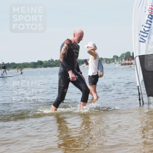 22.06.2025 - Viking Triathlon KatJ http://msf.ph/oto/8122573 22.06.2025 10:51:45 Schwimmen 292 meine-sportfotos.de