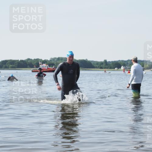 22.06.2025 - Viking Triathlon KatJ http://msf.ph/oto/8122604 22.06.2025 10:52:00 Schwimmen 169, 542 meine-sportfotos.de