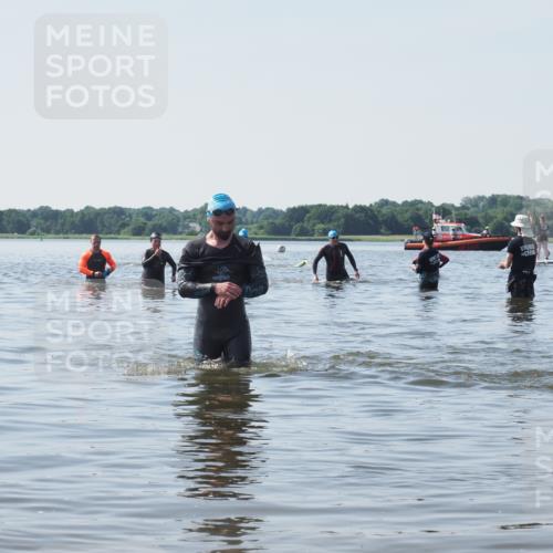 22.06.2025 - Viking Triathlon KatJ http://msf.ph/oto/8122627 22.06.2025 10:52:03 Schwimmen 169, 542 meine-sportfotos.de