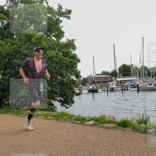 22.06.2025 - Viking Triathlon KatJ http://msf.ph/oto/8122635 22.06.2025 13:34:33 Laufen 367 meine-sportfotos.de