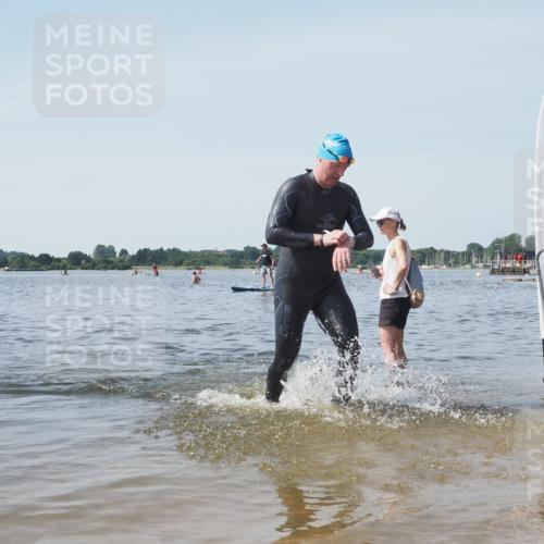 22.06.2025 - Viking Triathlon KatJ http://msf.ph/oto/8122659 22.06.2025 10:52:06 Schwimmen 169, 542 meine-sportfotos.de