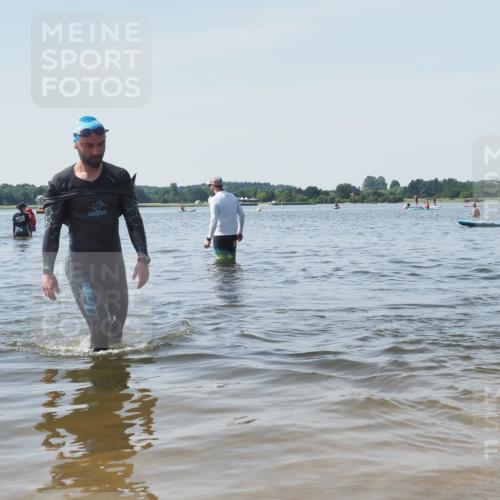 22.06.2025 - Viking Triathlon KatJ http://msf.ph/oto/8122687 22.06.2025 10:52:09 Schwimmen 116, 169, 481, 542 meine-sportfotos.de