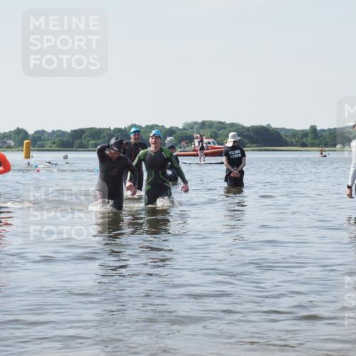 22.06.2025 - Viking Triathlon KatJ http://msf.ph/oto/8122740 22.06.2025 10:52:15 Schwimmen 116, 136, 481, 490, 542 meine-sportfotos.de