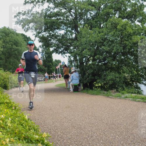 22.06.2025 - Viking Triathlon KatJ http://msf.ph/oto/8122741 22.06.2025 13:35:00 Laufen 473, 519 meine-sportfotos.de