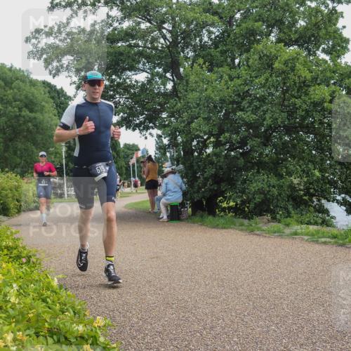 22.06.2025 - Viking Triathlon KatJ http://msf.ph/oto/8122753 22.06.2025 13:35:00 Laufen 473, 519 meine-sportfotos.de